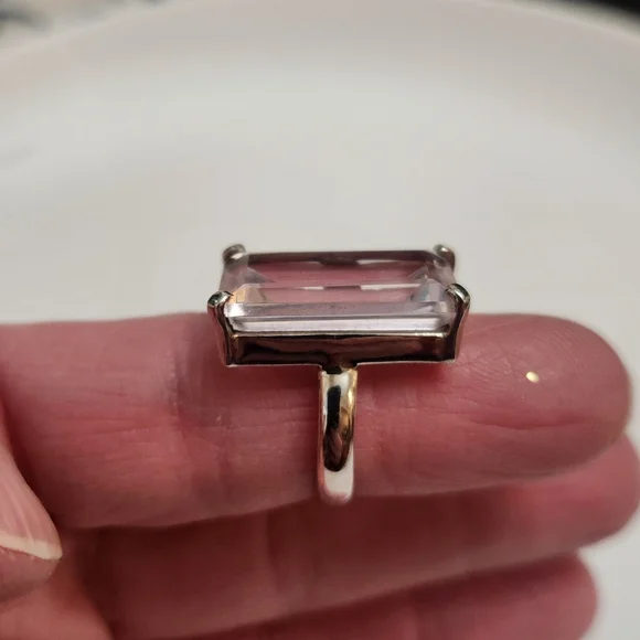 Kunzite Sterling Ring Size 6 - Picture 4 of 5